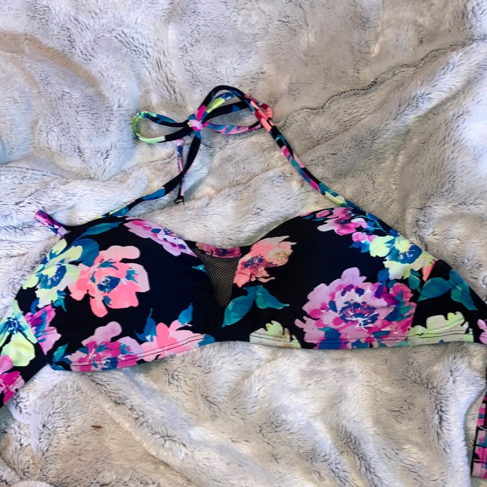 No boundaries swim top Size Sm